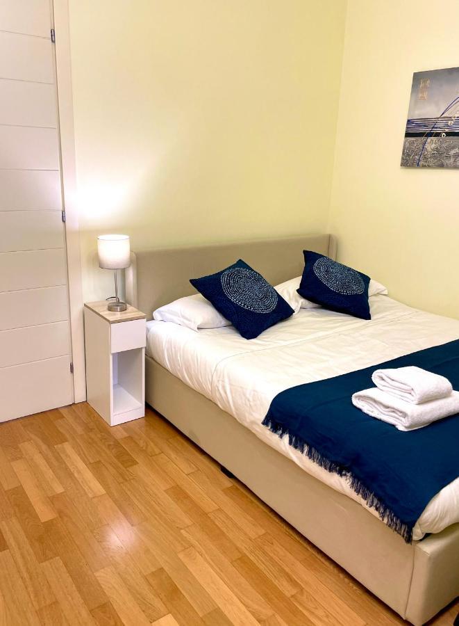 Luxury Four-Room Apartment In Monza Centro - 2 Min Walk To Train Station Exterior photo